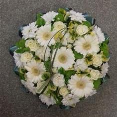 White &amp; Green Posy