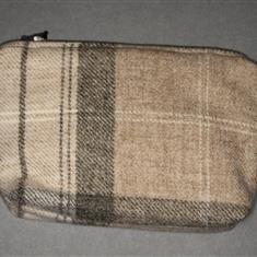 Washbag - Woollen